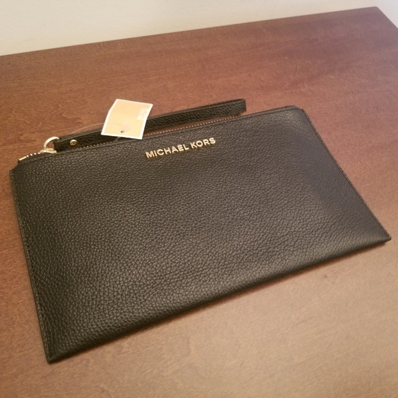 Michael Kors Clutch/Wristlet - Picture 2 of 6